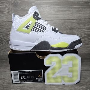 Nike Air Jordan 4 Retro Pre School Size 13C Youth  Light Lemon Twist HJ5991-100